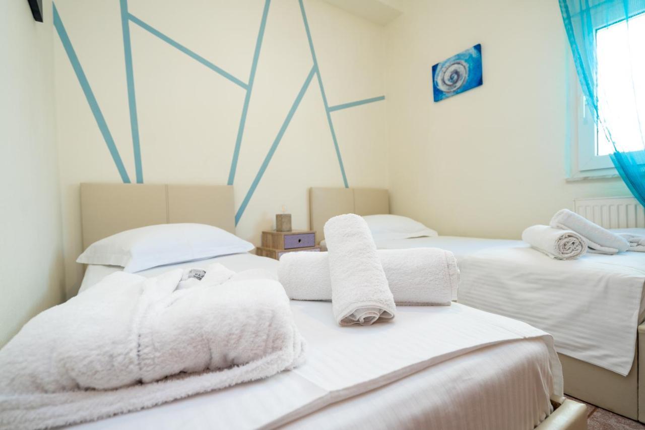 Magdalene'S Premium Apartments Ofrinion Bagian luar foto