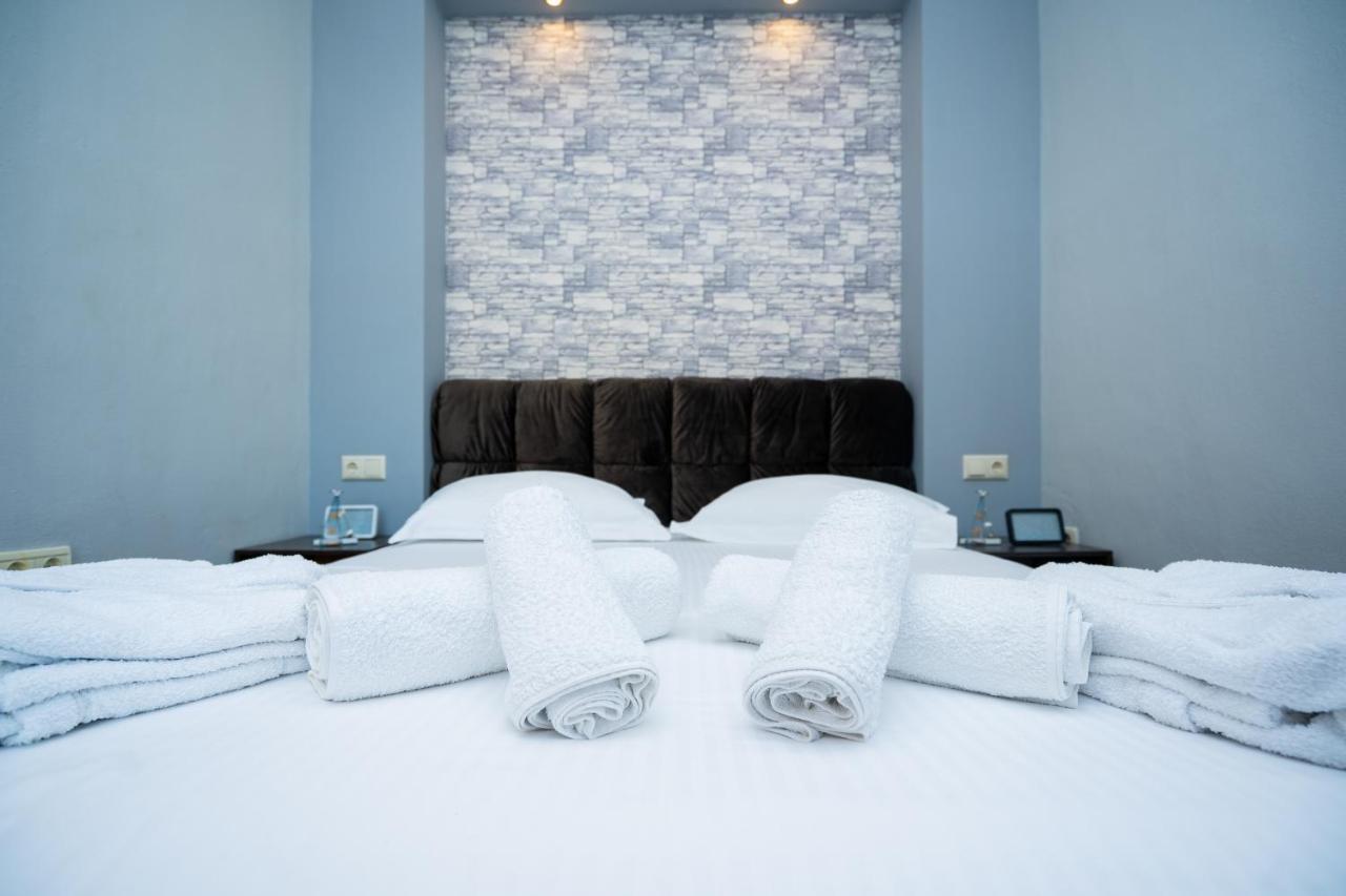 Magdalene'S Premium Apartments Ofrinion Bagian luar foto
