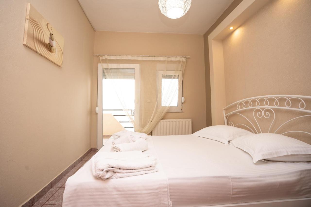 Magdalene'S Premium Apartments Ofrinion Bagian luar foto