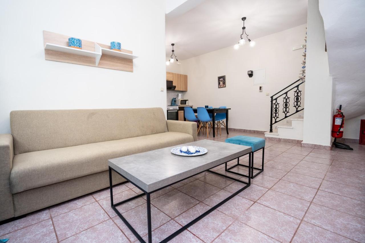 Magdalene'S Premium Apartments Ofrinion Bagian luar foto