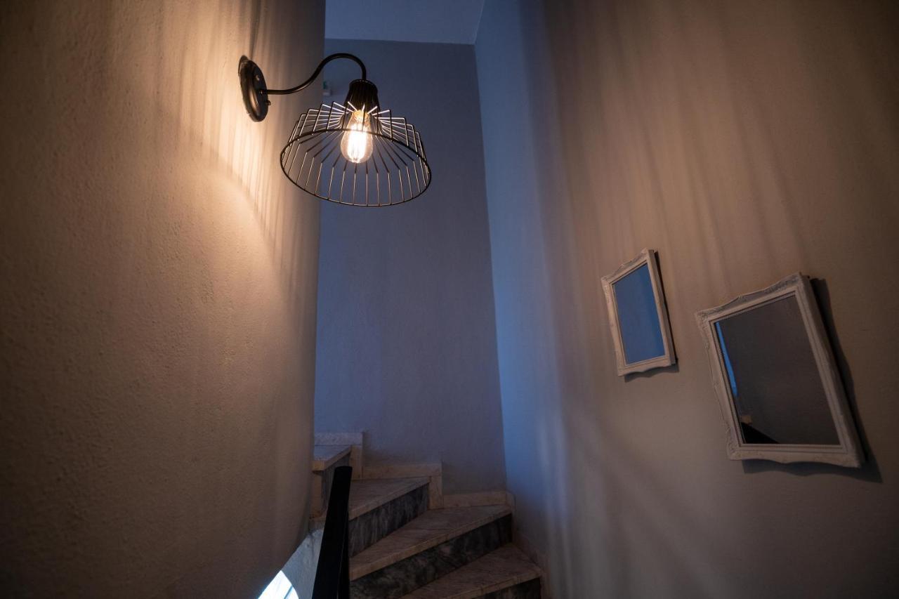 Magdalene'S Premium Apartments Ofrinion Bagian luar foto