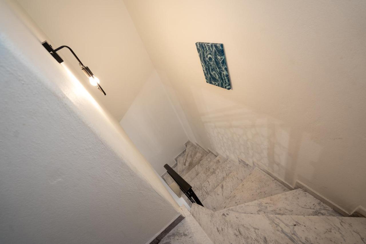 Magdalene'S Premium Apartments Ofrinion Bagian luar foto
