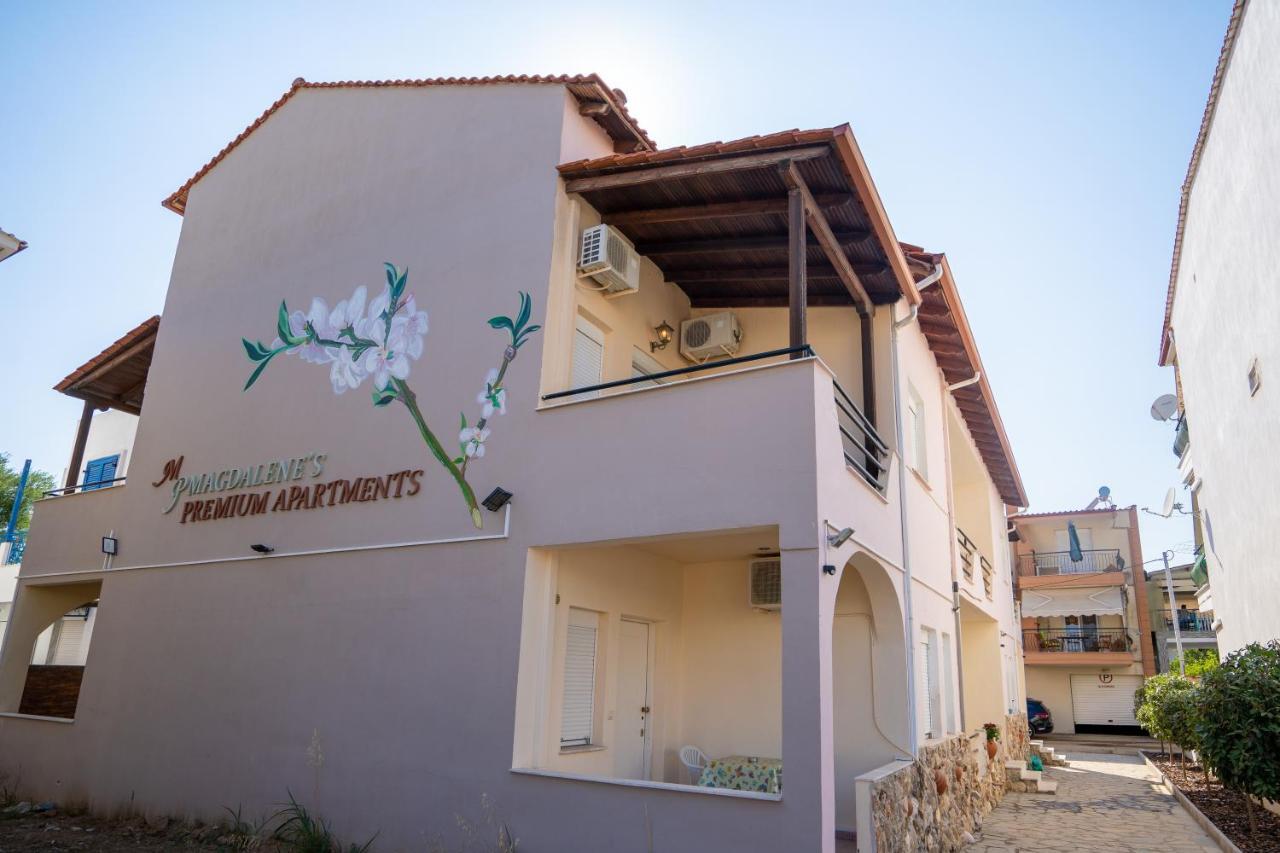 Magdalene'S Premium Apartments Ofrinion Bagian luar foto